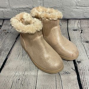 Cat & Jack Rose Gold boots, Girls 4, NWT